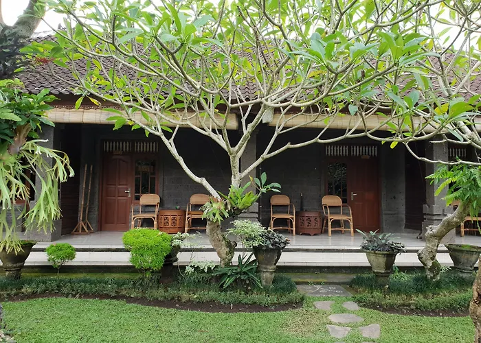 Liyer Spirit House Lodtunduh