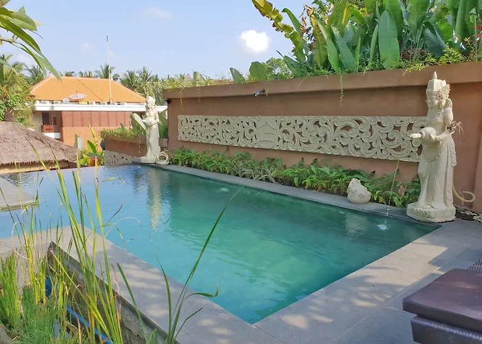 Liyer Spirit House Lodtunduh
