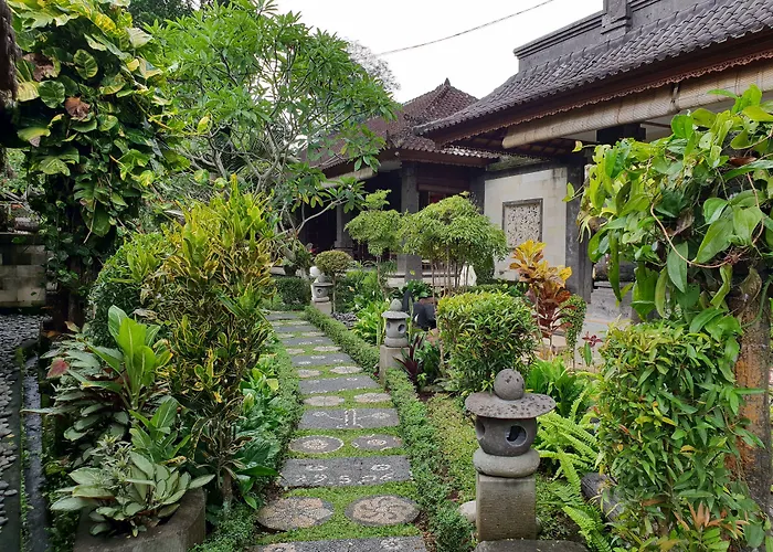 Liyer Spirit House 3*