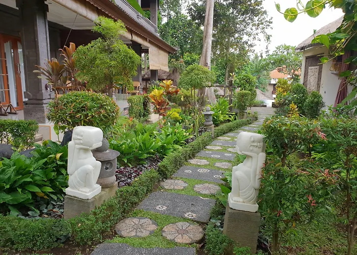 Liyer Spirit House 3* Lodtunduh
